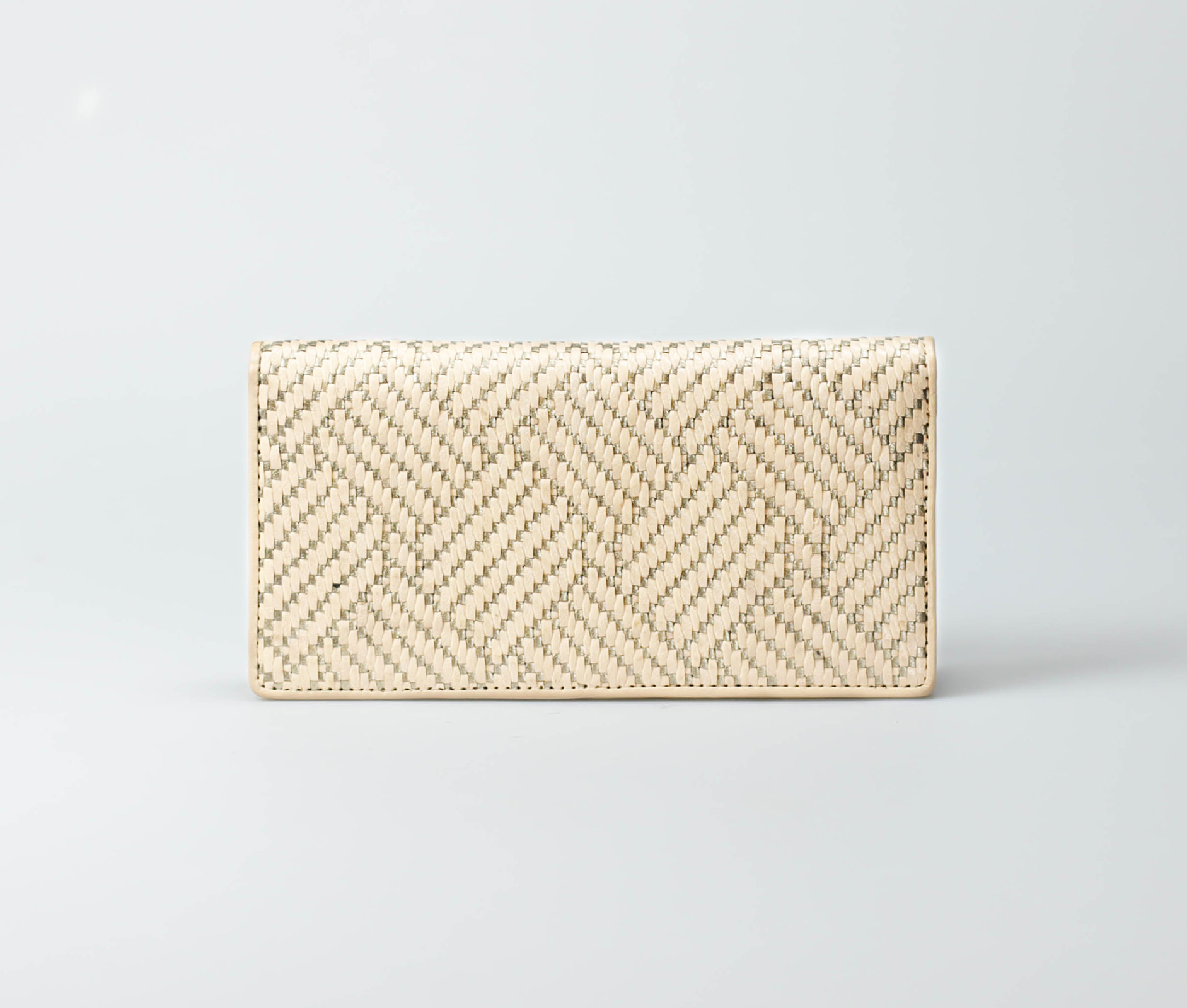 cream-women-diagonal-weave-long-wallet-dinlida-tresse-1 Book Purse