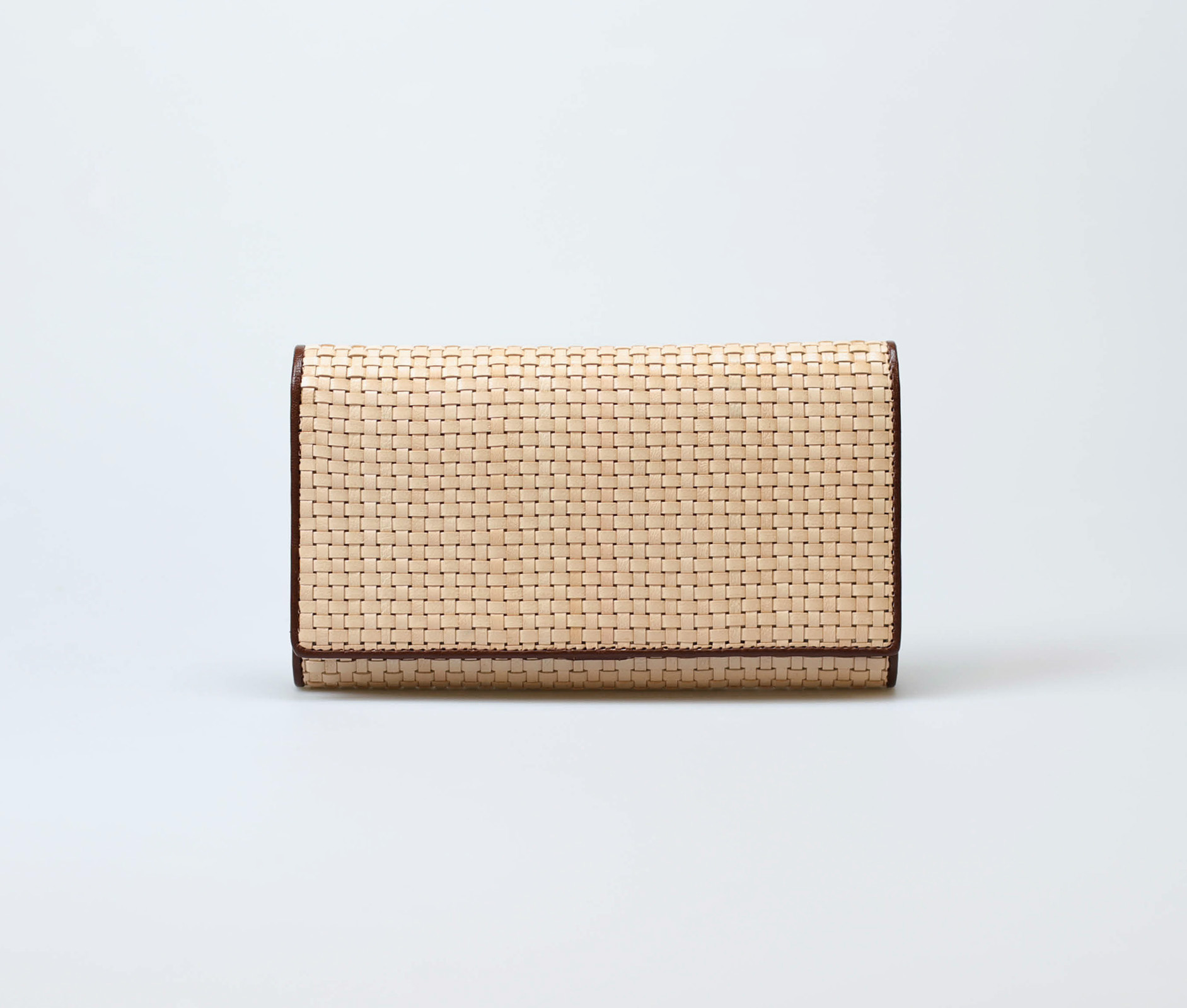 cream-women-classic-weave-long-trifold-wallet-orimono-tresse-1 cream-women-classic-weave-long-trifold-wallet-orimono-tresse-1